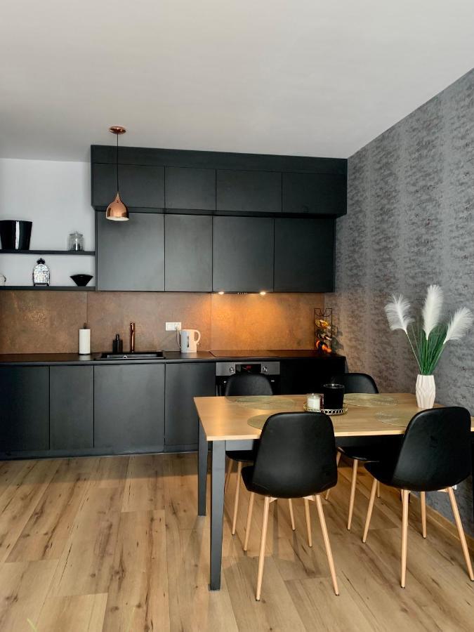 Apartament Drewnowska Przy Manufakturze Лодз Екстериор снимка
